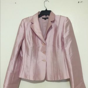 TAHARI size 6 Blazer excellent condition worn once